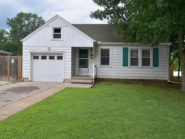 5108 NE 46th Street, Kansas City, MO 64117