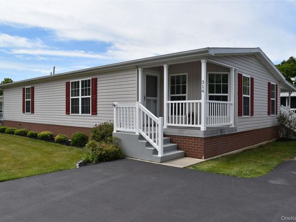 314 Brittany Terrace , Rock Tavern, NY 12575