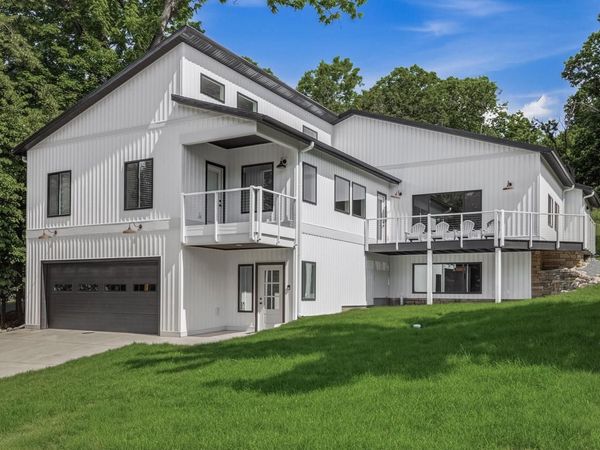 W4437 Basswood DRIVE, Lake Geneva, WI 53147