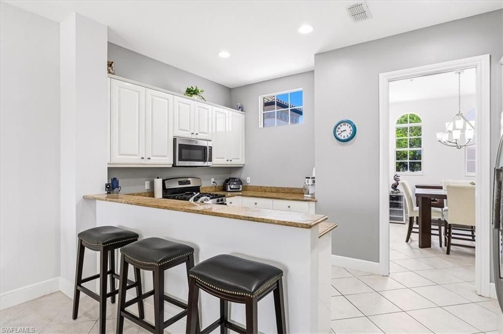 3695 Montreux Ln, Unit 202, Naples, FL 34114 Photo