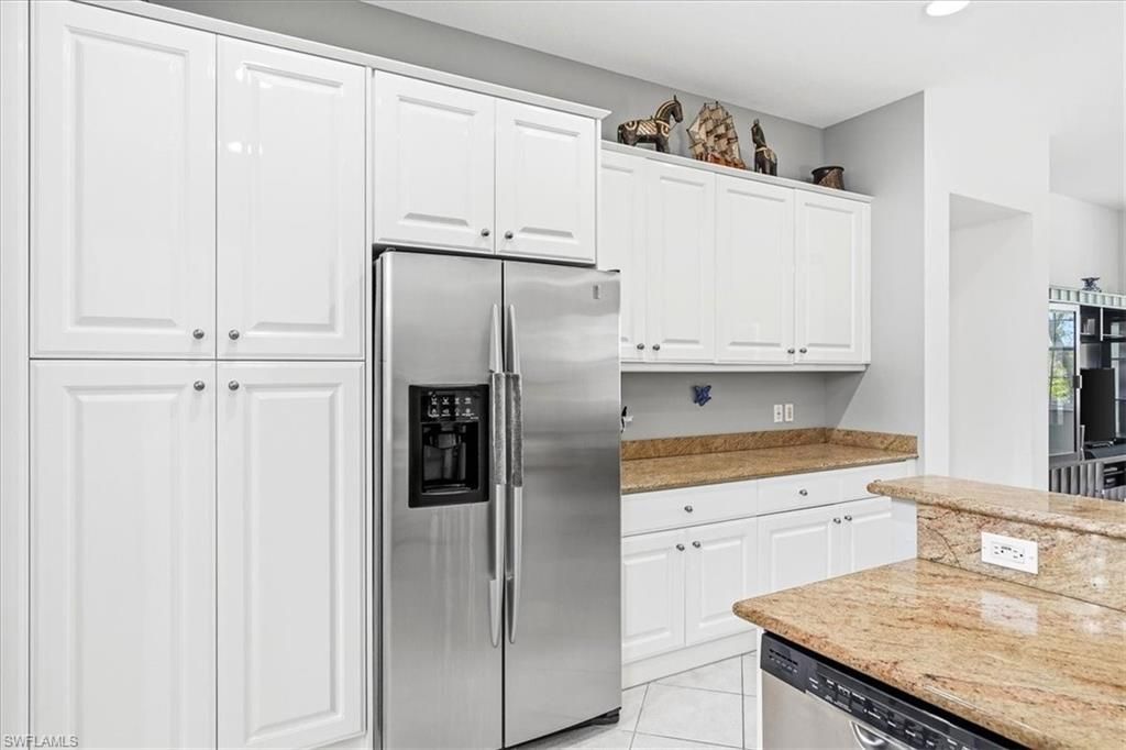 3695 Montreux Ln, Unit 202, Naples, FL 34114 Photo