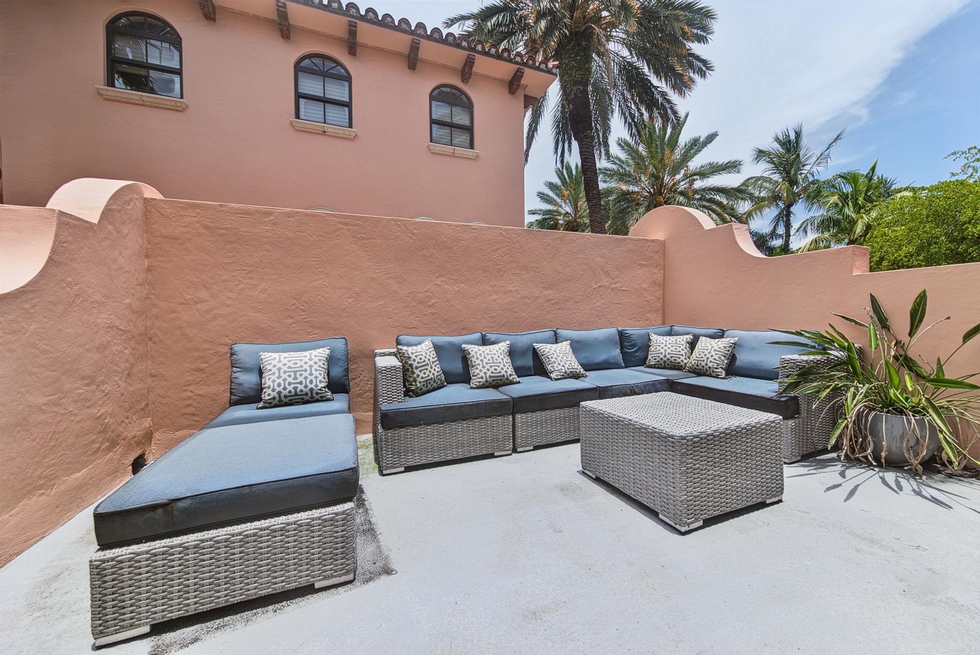 31 SE 10th Avenue, Fort Lauderdale, FL 33301 Photo