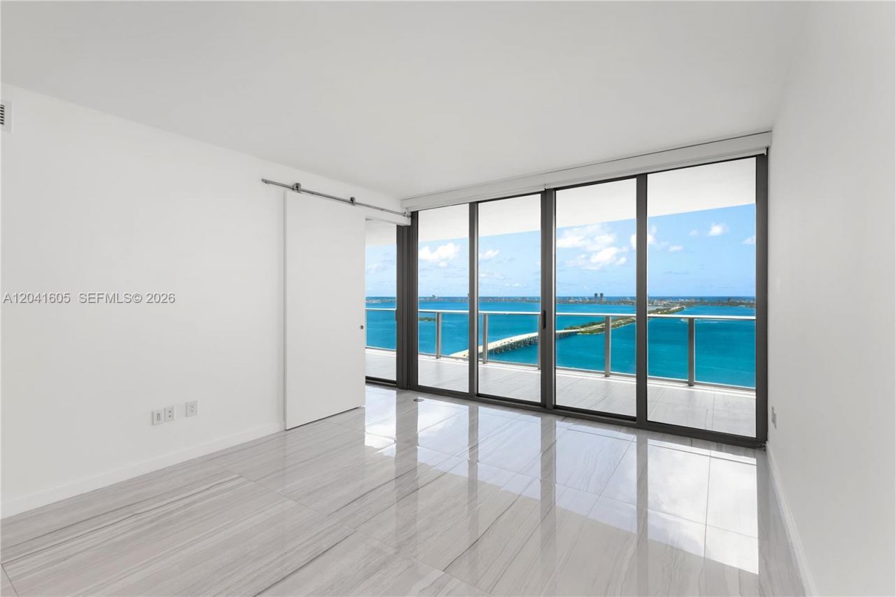 3131 NE 7th Ave , Unit 4102, Miami, FL 33137 Photo