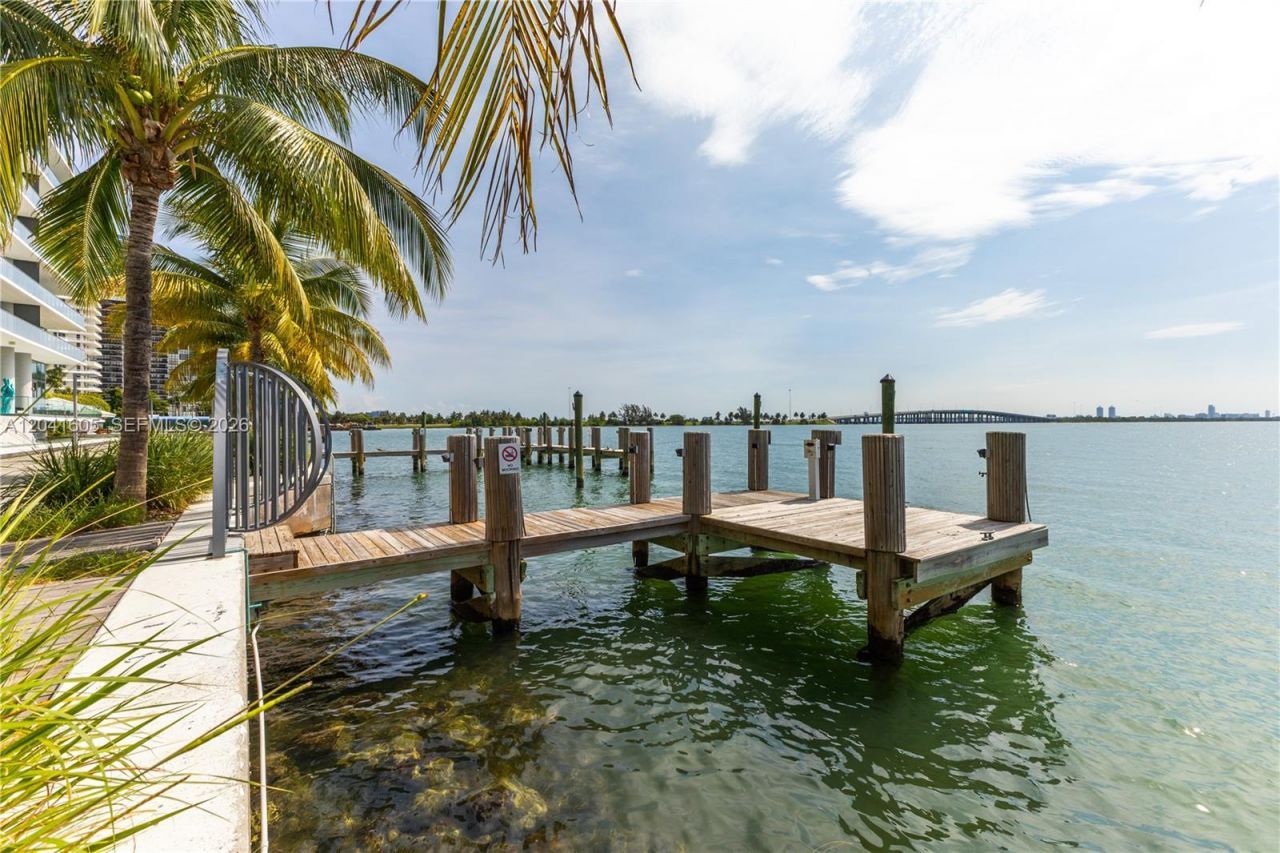 3131 NE 7th Ave , Unit 4102, Miami, FL 33137 Photo