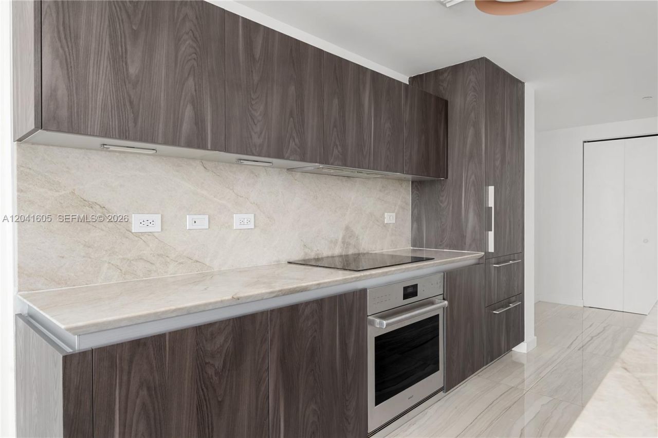 3131 NE 7th Ave , Unit 4102, Miami, FL 33137 Photo