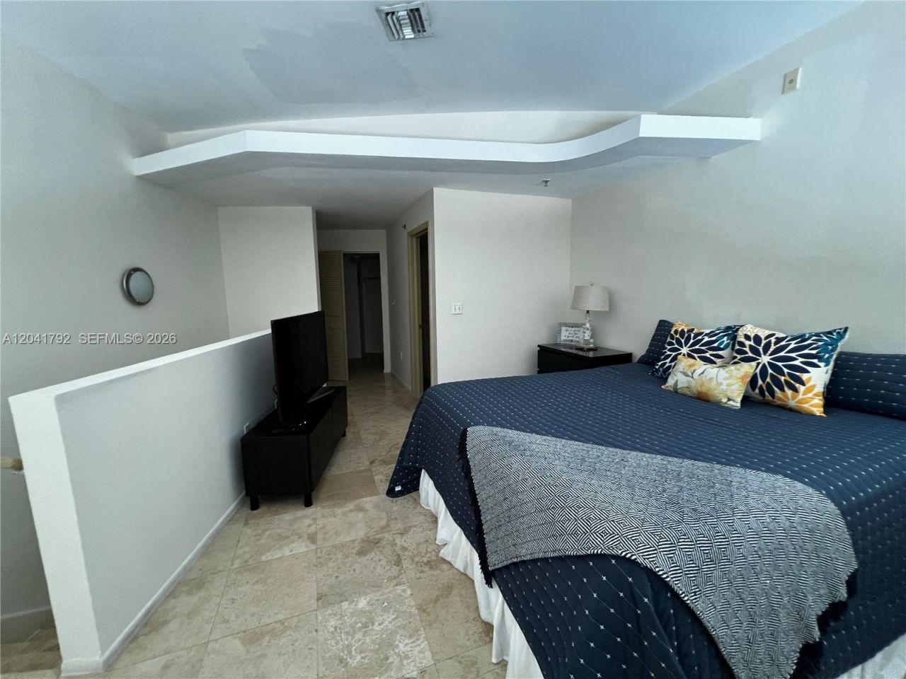 5445 Collins Ave, Unit L3, Miami Beach, FL 33140 Photo