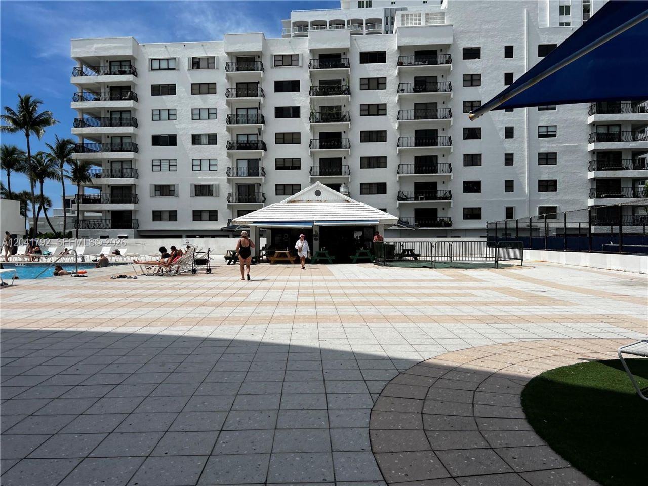 5445 Collins Ave, Unit L3, Miami Beach, FL 33140 Photo