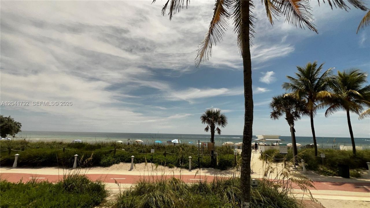 5445 Collins Ave, Unit L3, Miami Beach, FL 33140 Photo