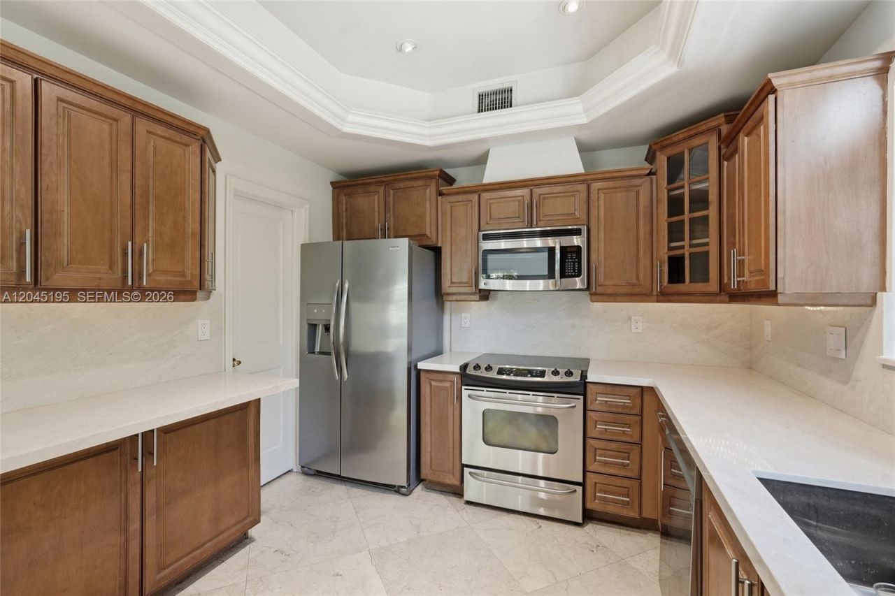 592 Fernwood Rd , Unit B, Key Biscayne, FL 33149 Photo
