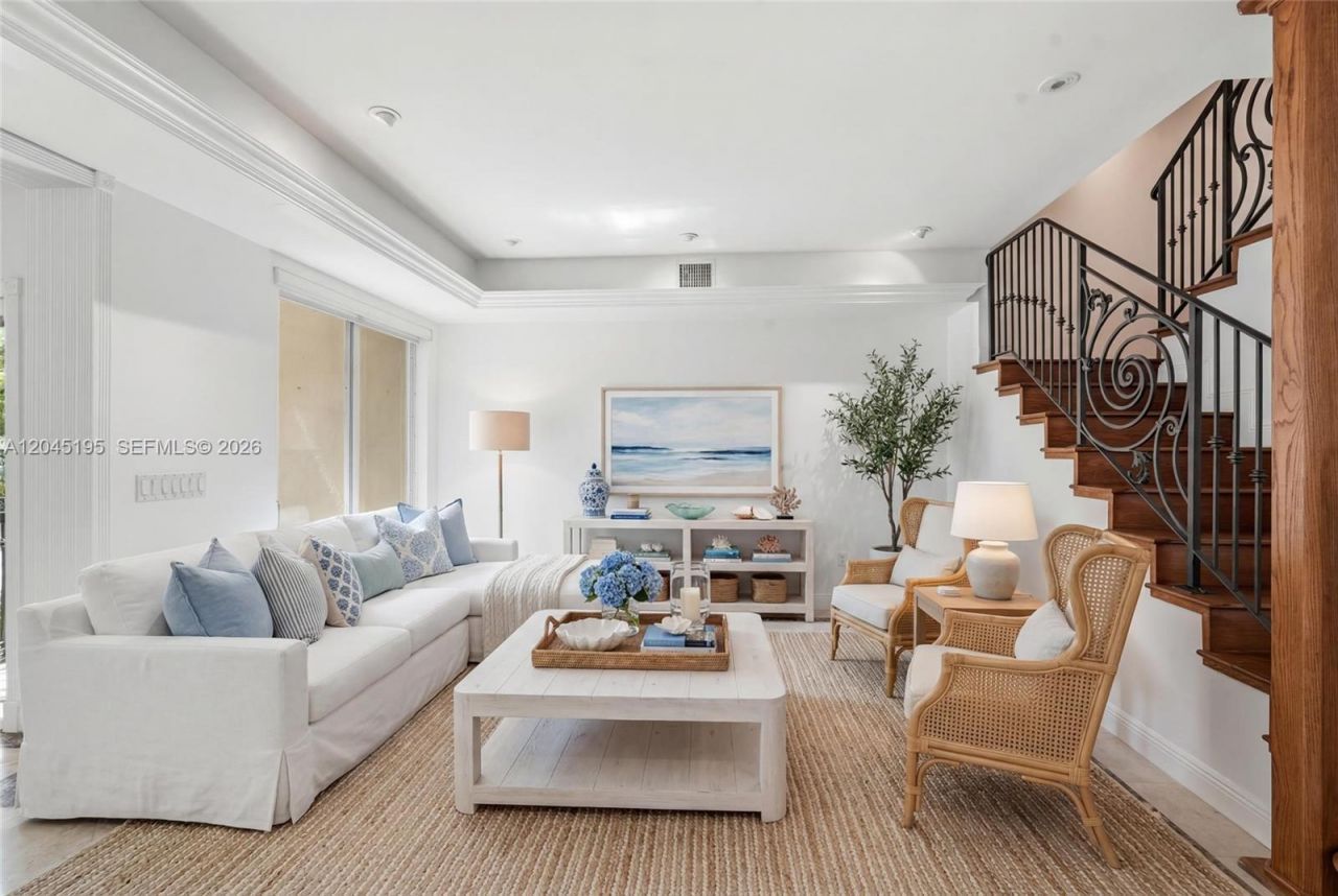 592 Fernwood Rd , Unit B, Key Biscayne, FL 33149 Photo