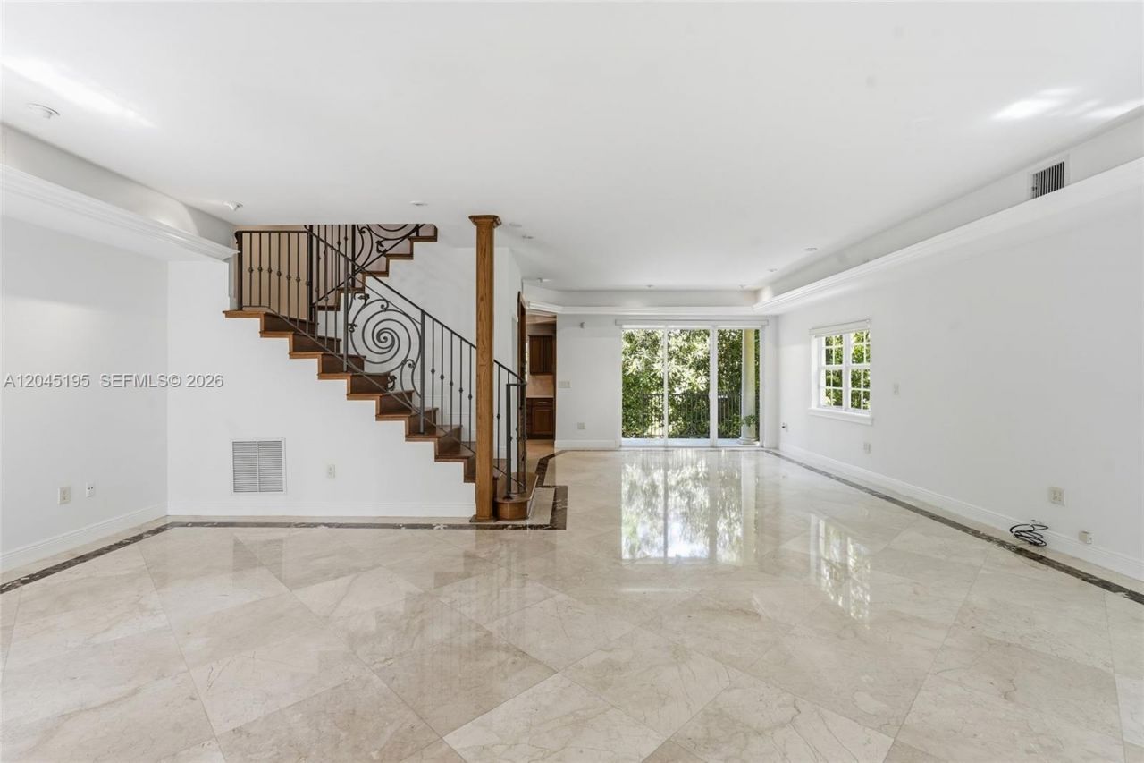 592 Fernwood Rd , Unit B, Key Biscayne, FL 33149 Photo