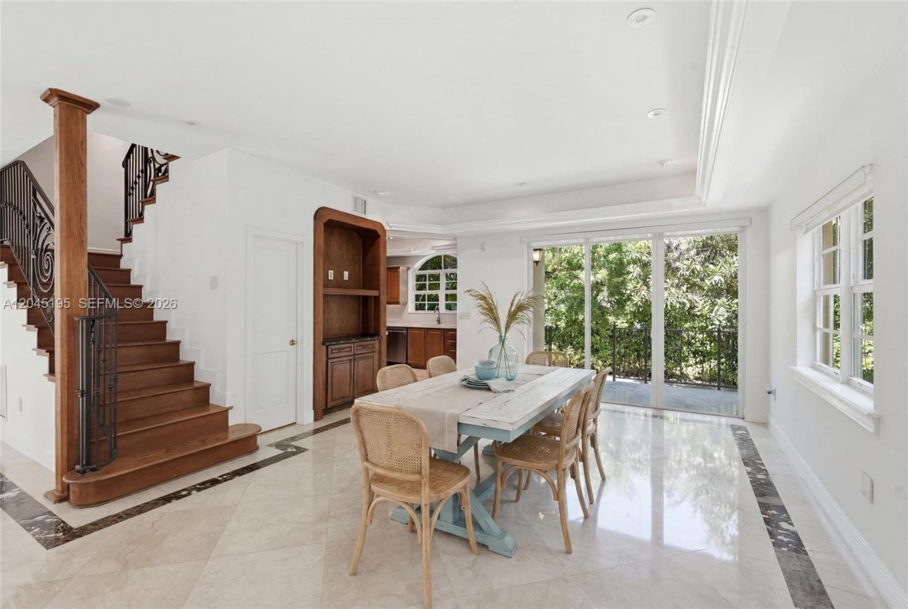 592 Fernwood Rd , Unit B, Key Biscayne, FL 33149 Photo