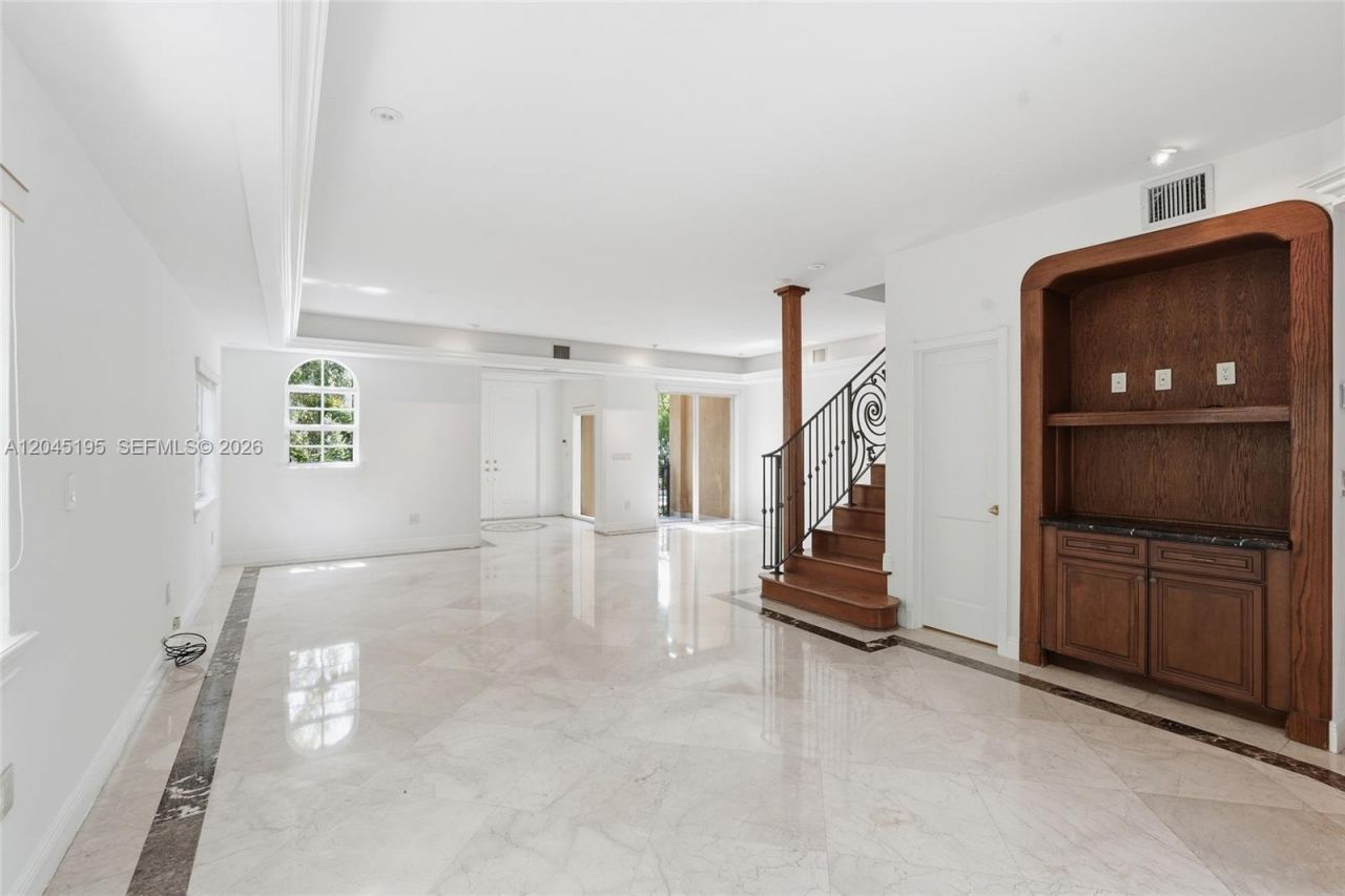 592 Fernwood Rd , Unit B, Key Biscayne, FL 33149 Photo