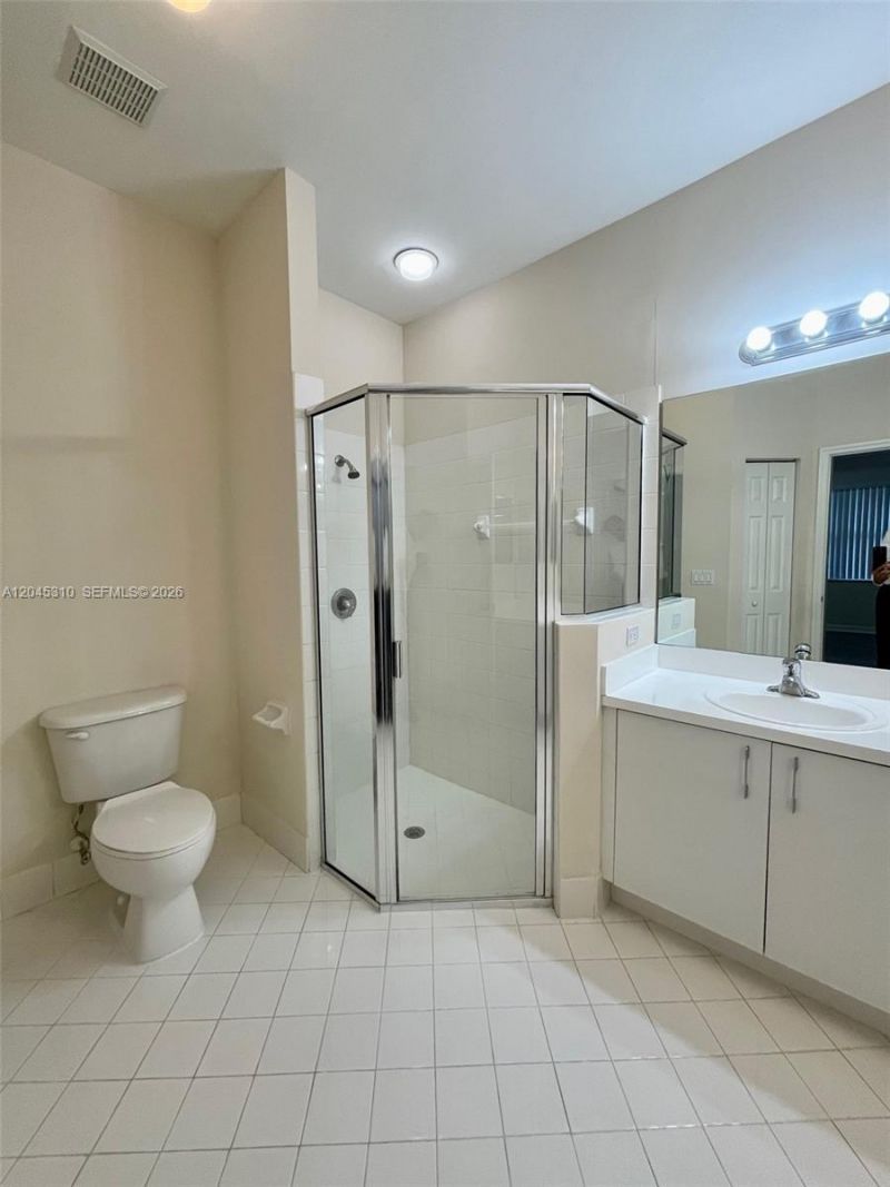 2008 NE 38th Rd , Unit 2008, Homestead, FL 33033 Photo