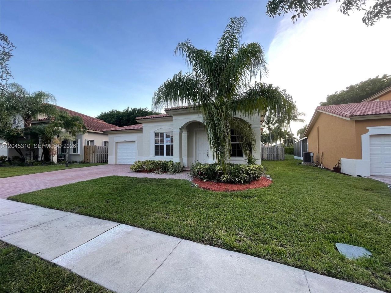 2008 NE 38th Rd , Unit 2008, Homestead, FL 33033 Photo