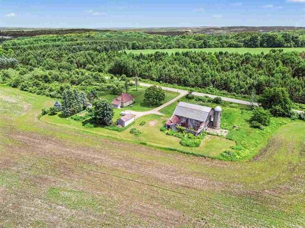 7615 Pleasant Hill Road, Ellsworth, MI 49729