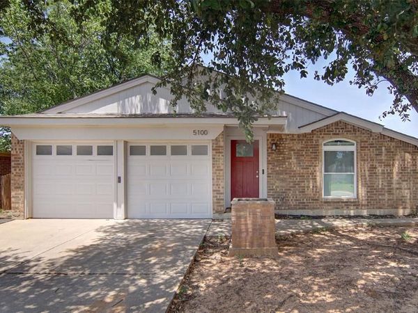 5100 Hawkins Cemetery Road, Arlington, TX 76017