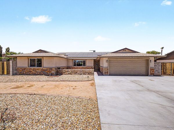 5740 W MARCONI Avenue, Glendale, AZ 85306
