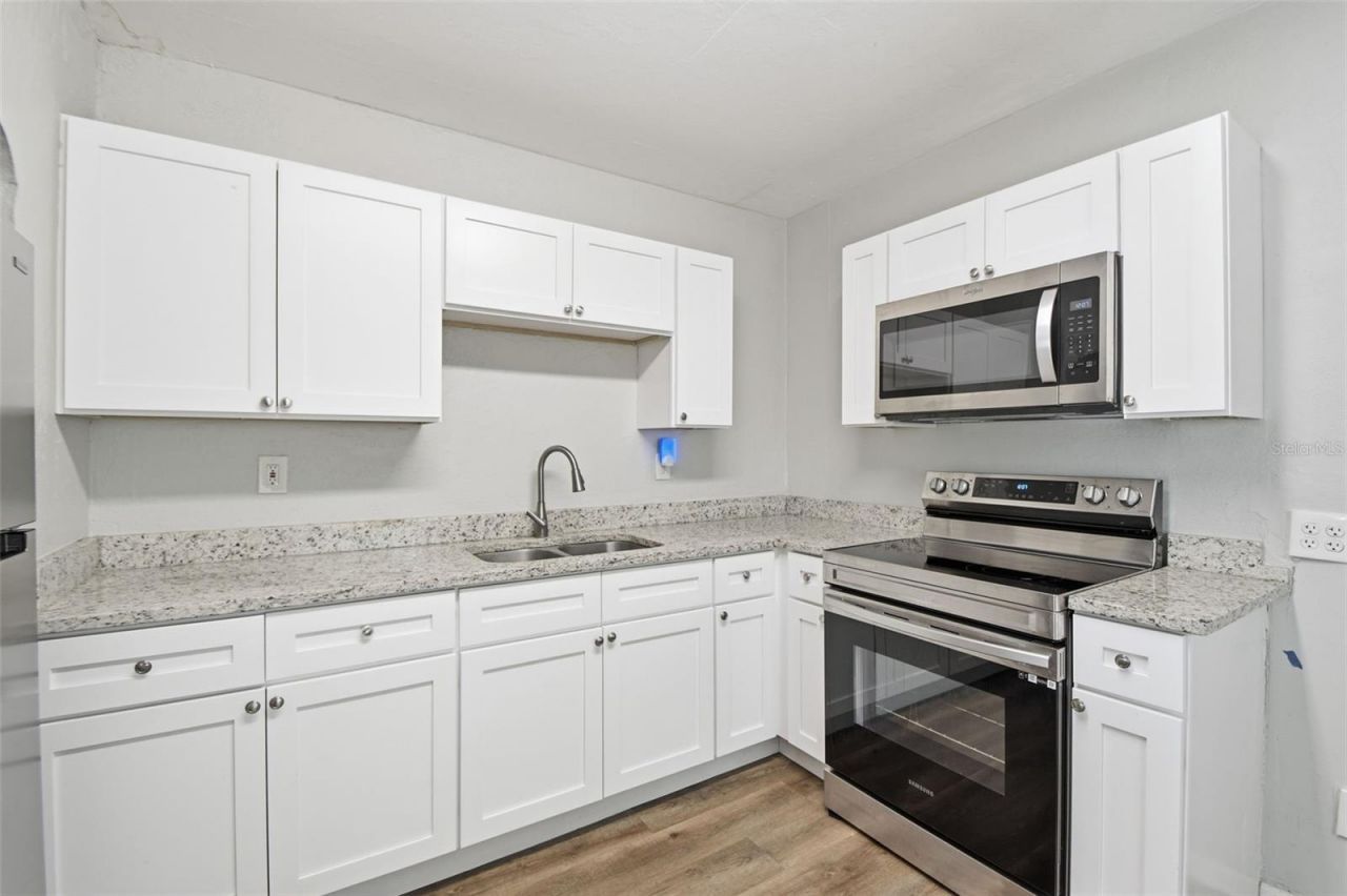 2610 Dr Martin Luther King Jr Street S, Saint Petersburg, FL 33705 Photo