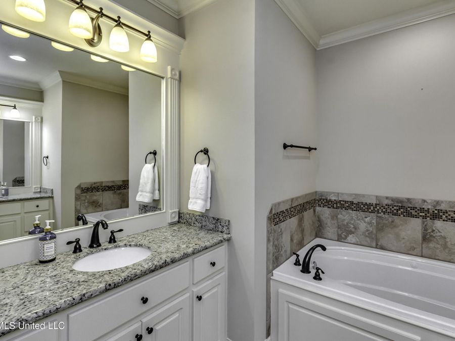 Property Image 80