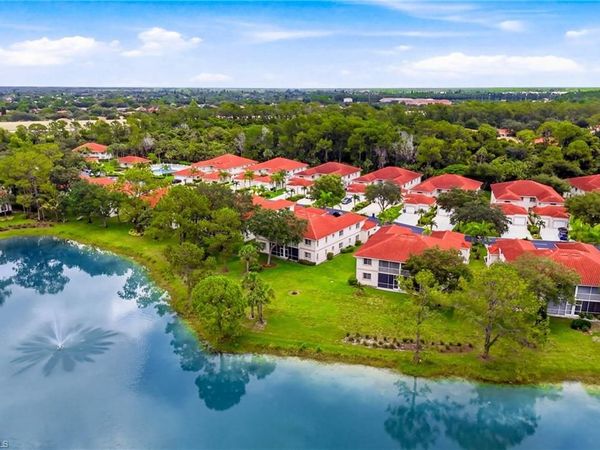 675 Luisa LN , Unit 4, NAPLES, FL 34104