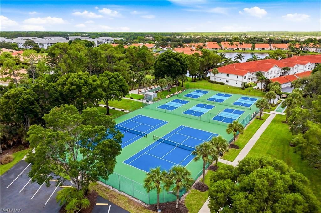 675 Luisa Ln , Unit 4, Naples, FL 34104 Photo