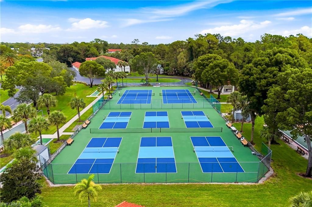 675 Luisa Ln , Unit 4, Naples, FL 34104 Photo