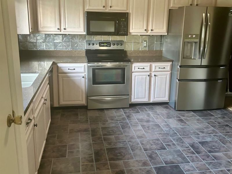 3470 Cherry Hill Drive, Fairfield, OH 45014 Photo 4