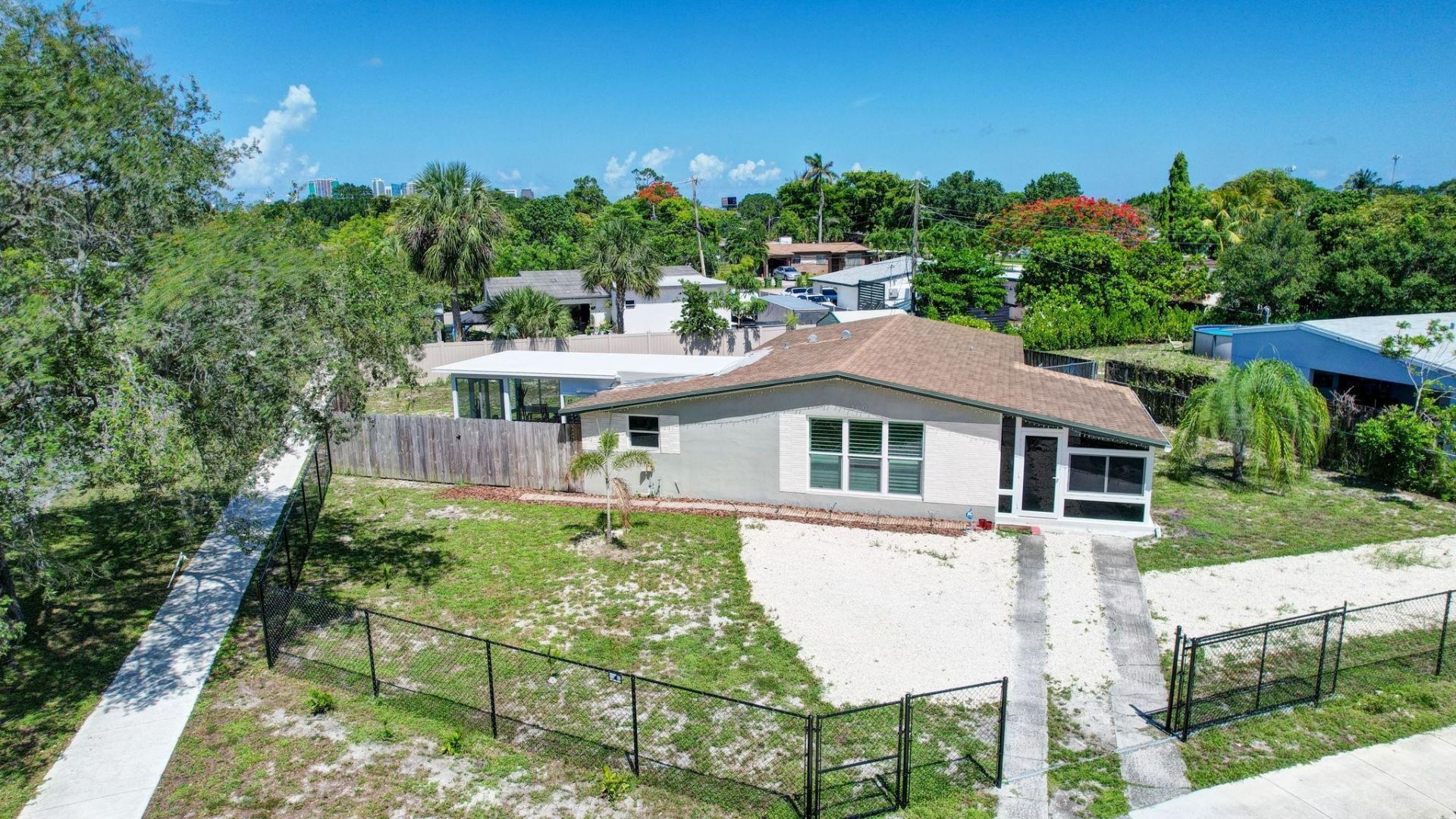300 SW 25th Avenue, Fort Lauderdale, FL 33312 Photo