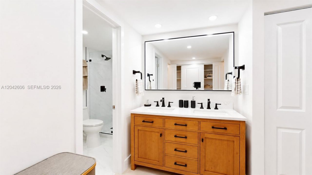 177 Ocean Lane Dr , Unit 213, Key Biscayne, FL 33149 Photo