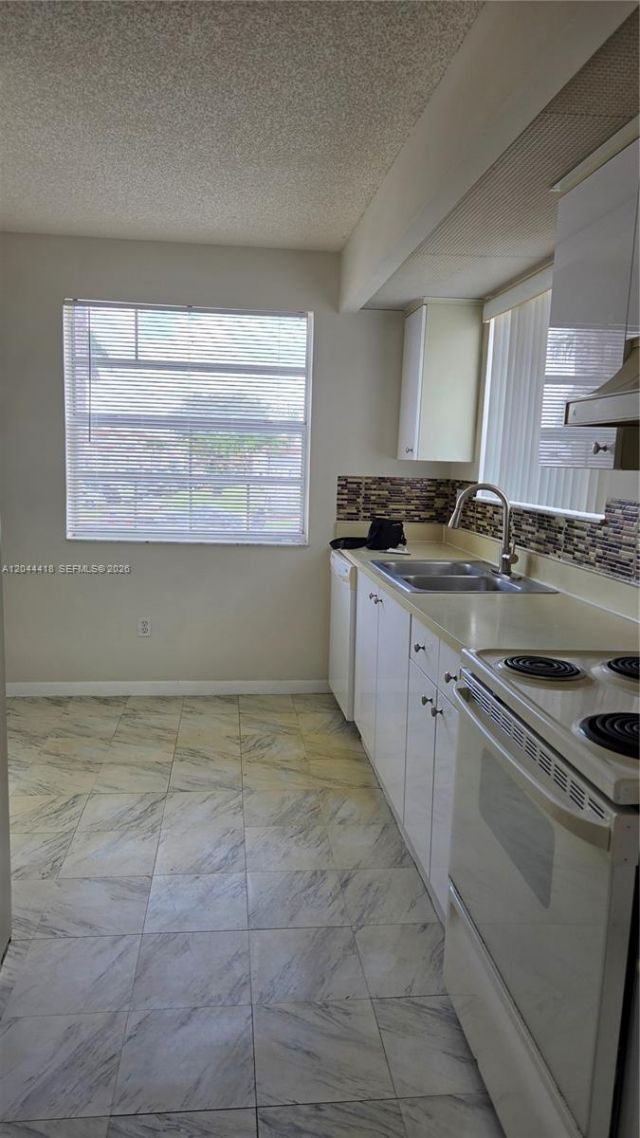2234 SE 27th Dr , Unit 206-C, Homestead, FL 33035 Photo