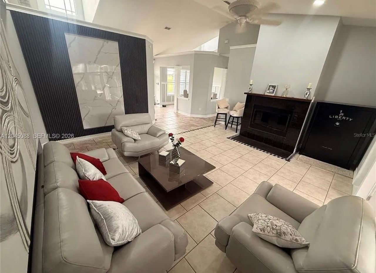 24920 SE Highway 450, Umatilla, FL 32784 Photo