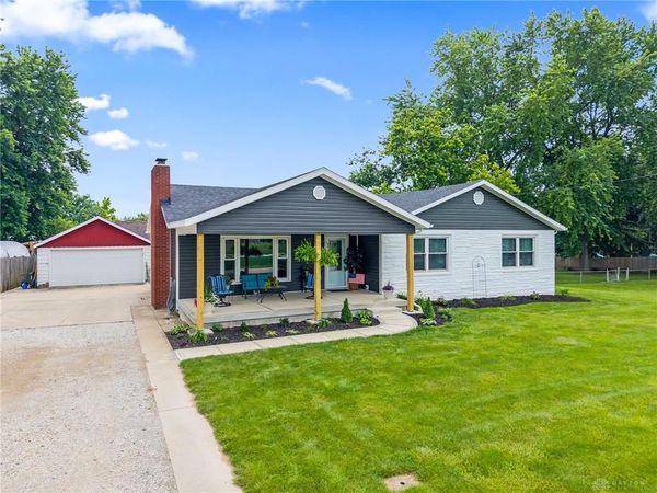 1226 E Troy Urbana Road, Troy, OH 45373