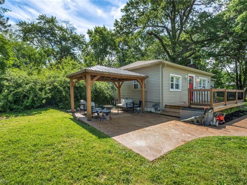 99 Meadowridge Road, Mogadore, OH 44260 Photo 22