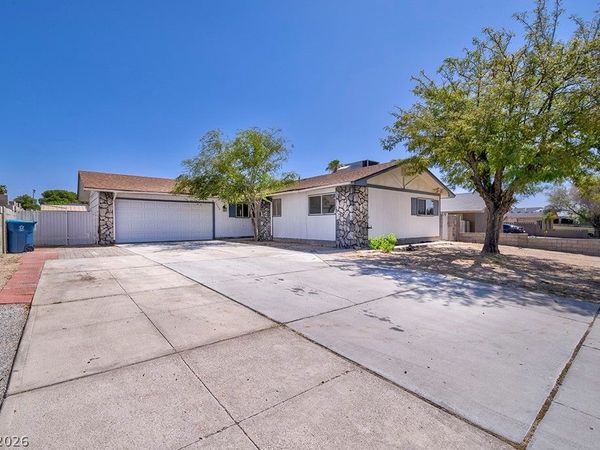3990 Syracuse Drive , Las Vegas, NV 89121