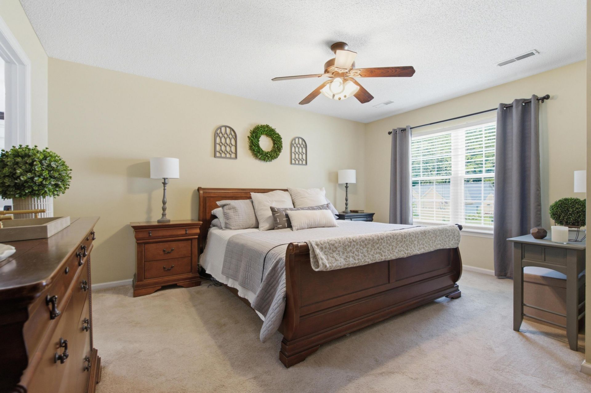 114 Fairhaven Drive Photo 15