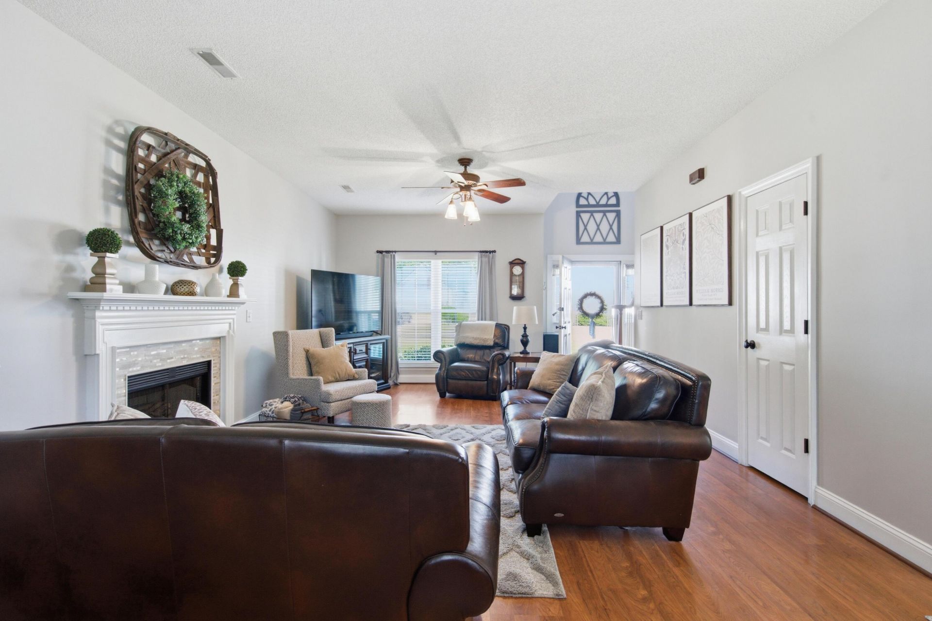 114 Fairhaven Drive Photo 6