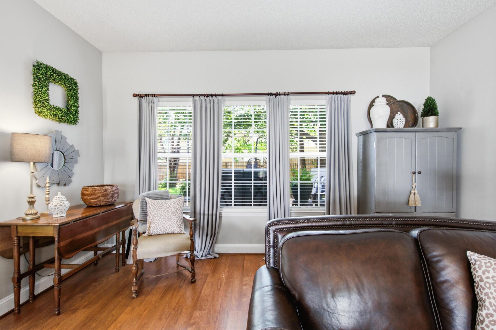 114 Fairhaven Drive Photo 7