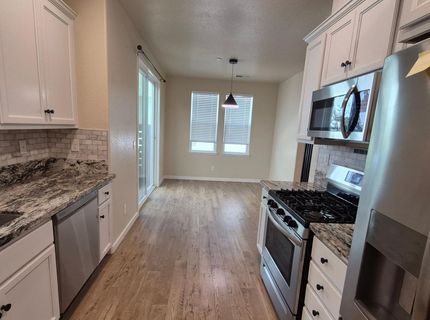 9902 Del Surf Ln, Elk Grove, CA 95757 Photo