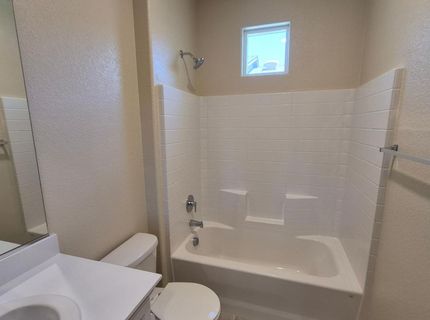 9902 Del Surf Ln, Elk Grove, CA 95757 Photo