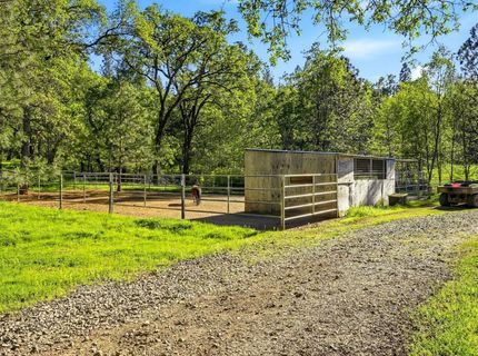 1 Placer Hills Rd, Meadow Vista, CA 95722 Photo