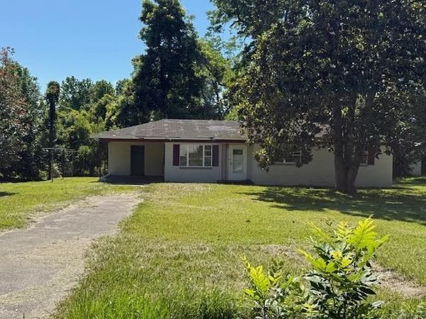 27 Mead Street, Greensboro, FL 32330