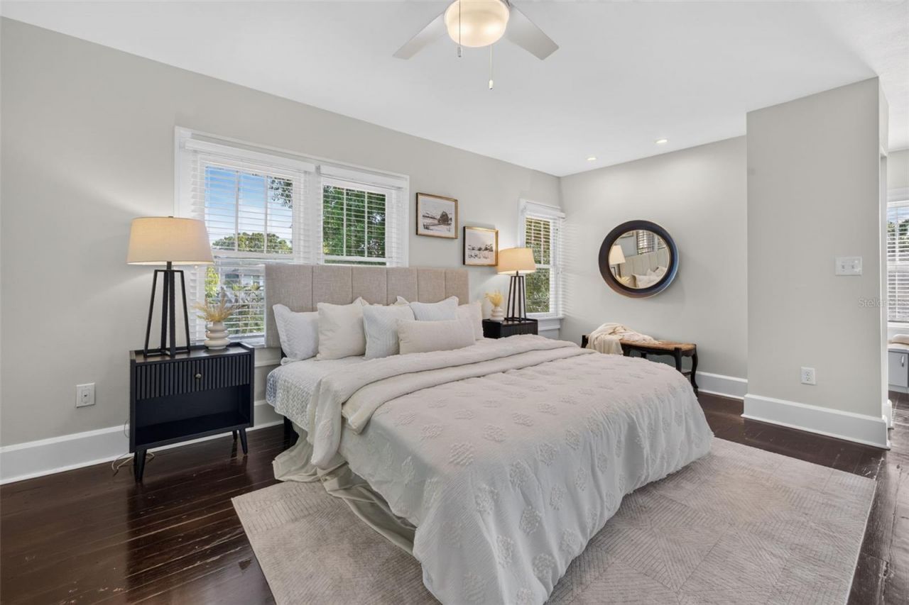 2125 Burlington Avenue N, Saint Petersburg, FL 33713 Photo