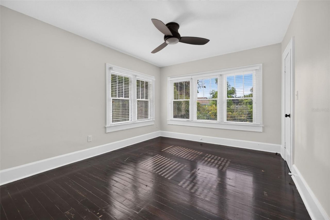 2125 Burlington Avenue N, Saint Petersburg, FL 33713 Photo