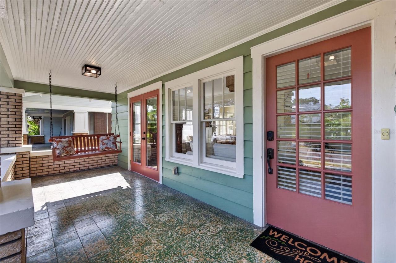 2125 Burlington Avenue N, Saint Petersburg, FL 33713 Photo