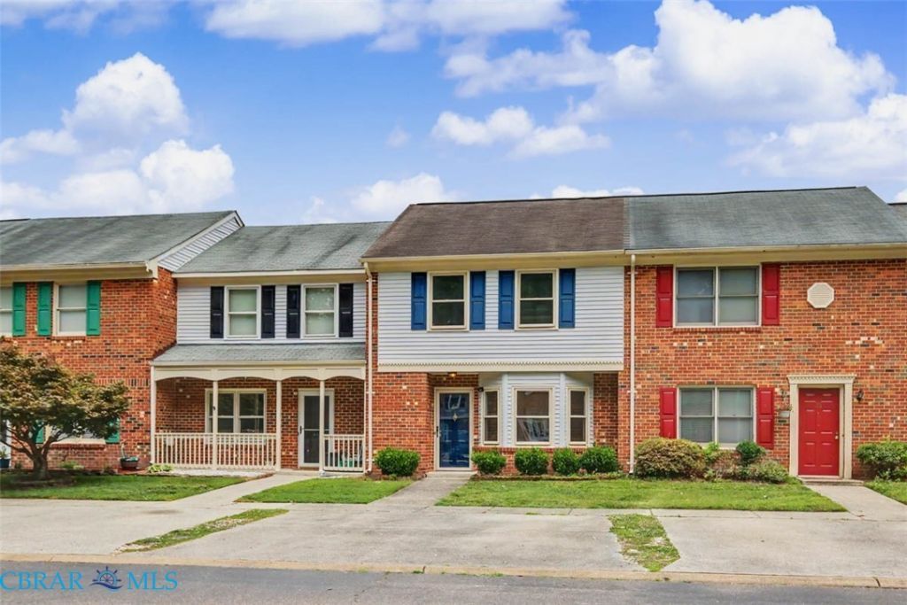 112 Tewkesbury, Yorktown, VA 23692 Main Photo