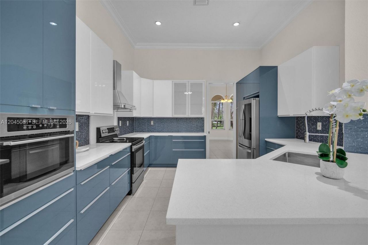 16310 Paddock Ln, Weston, FL 33326 Photo