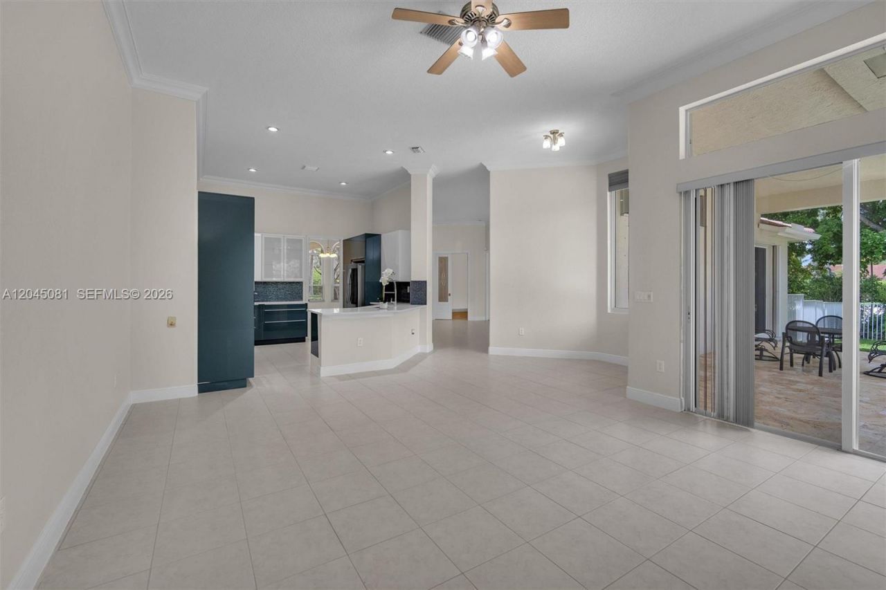 16310 Paddock Ln, Weston, FL 33326 Photo