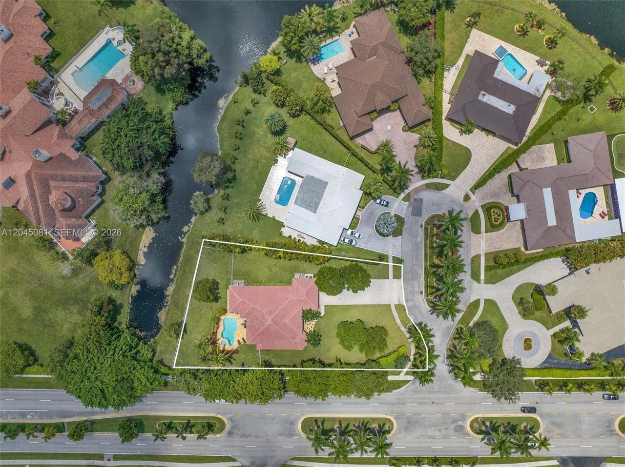 16310 Paddock Ln, Weston, FL 33326 Photo