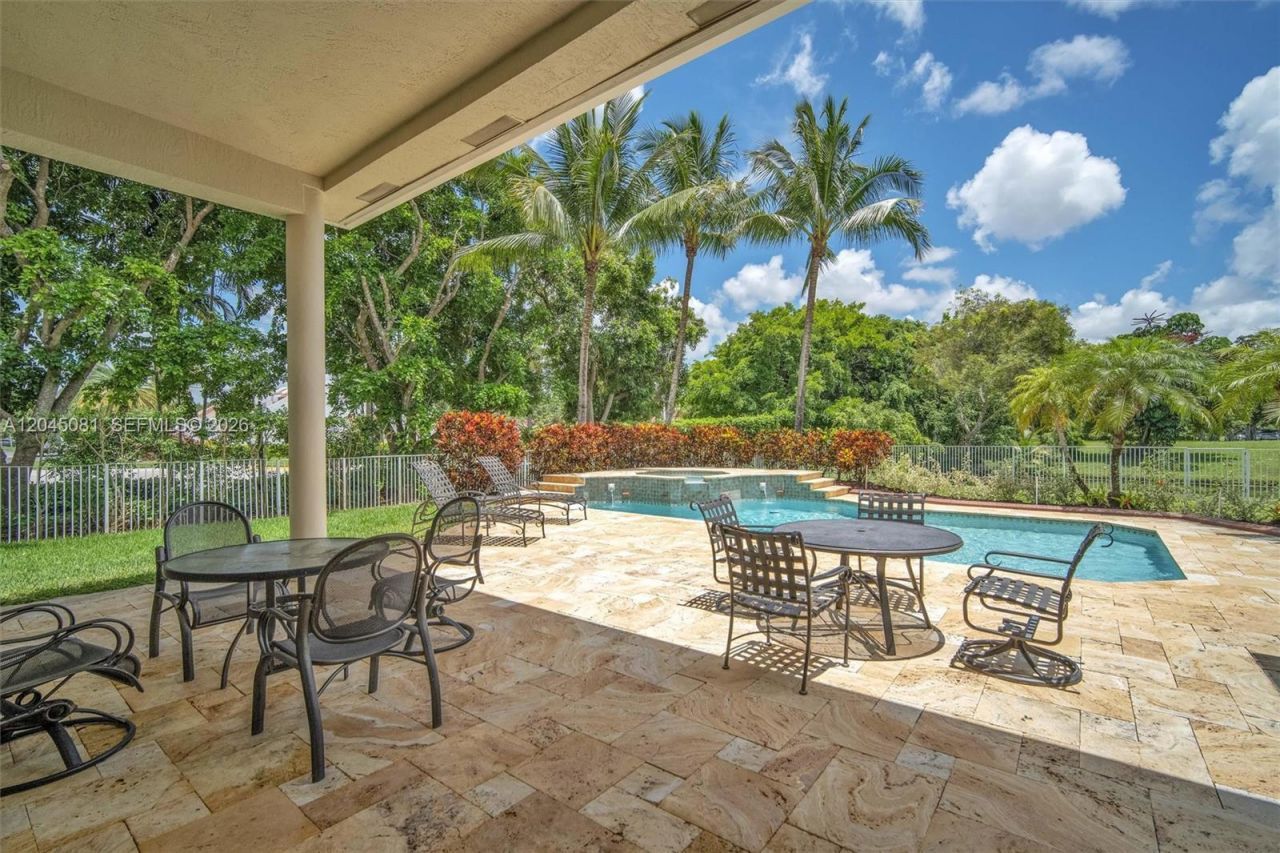 16310 Paddock Ln, Weston, FL 33326 Photo